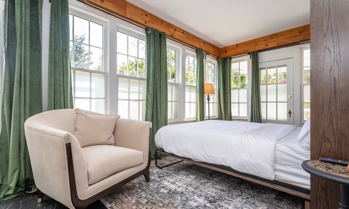 Luray House | The Legacy Inn Luray Virginia
