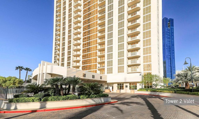 Las Vegas Apartment | The Liberace