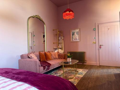 Troon Apartment | The Lillie at The Bank by Coorie Doon Stays