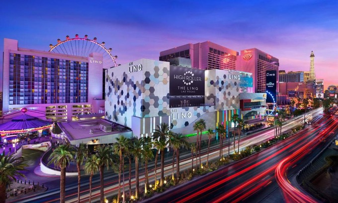 Las Vegas Strip Resort | The LINQ Hotel & Casino, A Caesars Destination