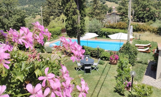 Montebuono Apartment | The little house of no time upstairs