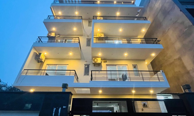 Gurugram Apartment | The Lodgers Studio Apartment Sector 52