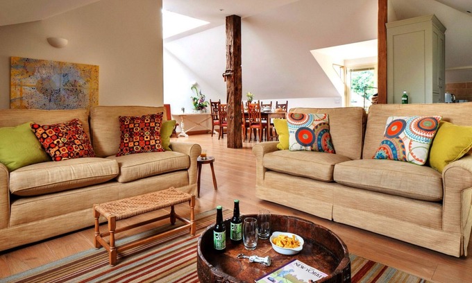 Kingham House | The Loft by Interhome