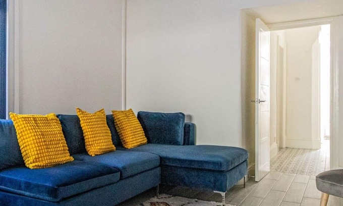 Roath House | The Luxury Home | Free Parking | Cardiff City