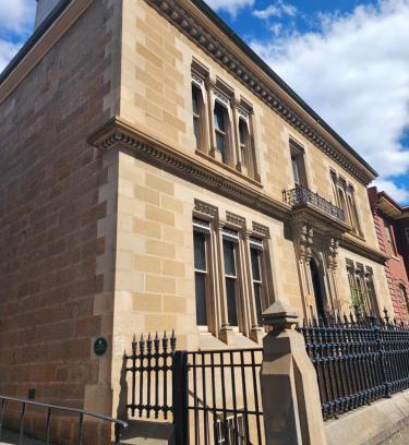 Hobart Central Business District Hotel | The Macquarie Hobart