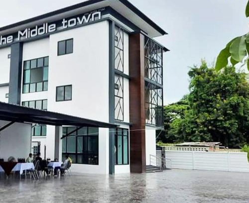 Chiang Rai Hotel | The Middle Town SHA