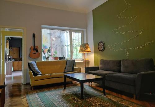 Liberty Avenue Hostel | The Monk's Bunk Kaunas