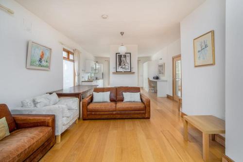 Tramore House | The Moorings- near the sea