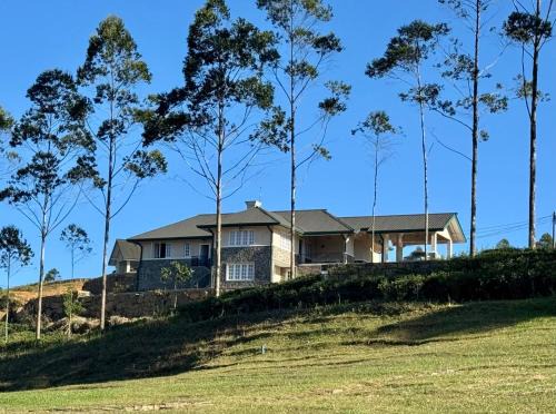 Hatton Villa | The Mountain Links, Upcot, Nuwara Eliya