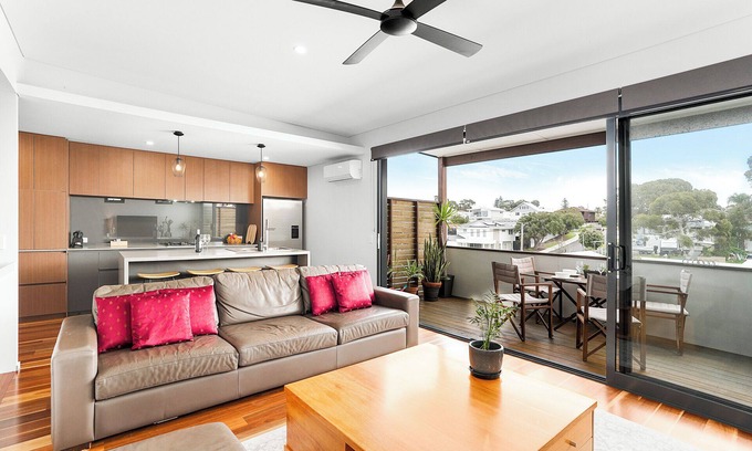 Sorrento House | The Nest - in Sorrento - 750m walk to the Beach!