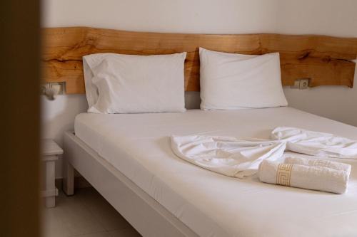 Himare Hotel | The Oasis