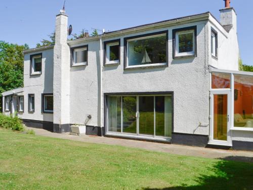 Stranraer House | The Old Schoolhouse