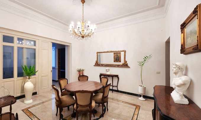 Municipio 1 Apartment | The One - Luxury Apartment with Piano