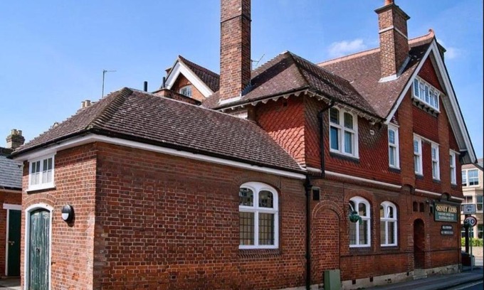 Oxford House | The Osney Arms Guest House
