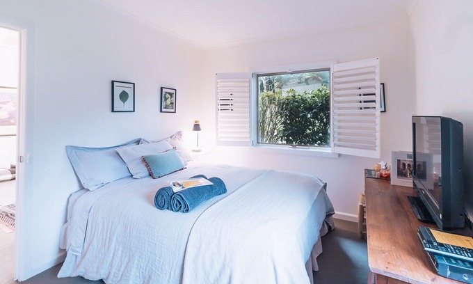 Tanybryn House | The Otway Haven; rainforest, nature and relax.