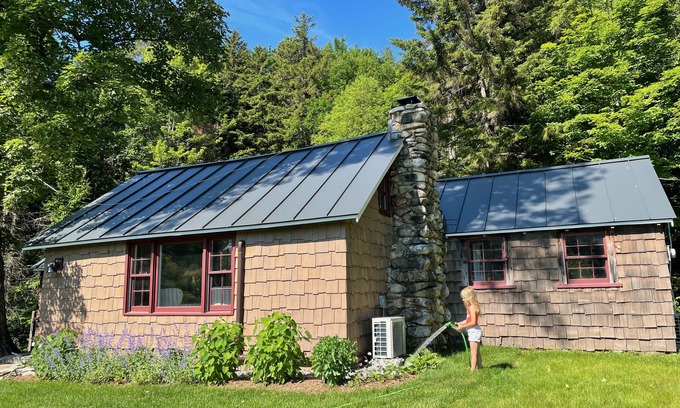 Landgrove Cabin | The Owls Nest-A quaint cabin in the woods of VT-Near Bromley, Magic & Stratton