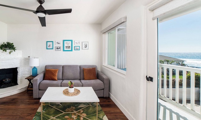 Townsite Condo | The Pacific Villas