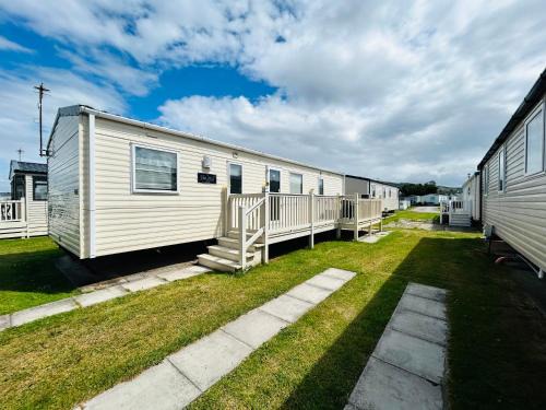 Prestatyn Resort | The Pad- 3 bed 2 bath, caravan Lido Beach