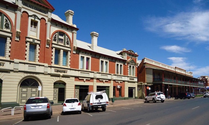 Kalgoorlie Hotel | The Palace Hotel Kalgoorlie
