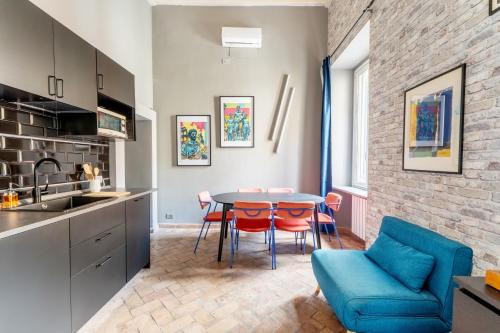 Rione VIII Sant'Eustachio Apartment | The Pantheon Gallery, in the Center of Rome