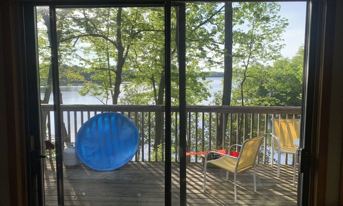 Rideau Lakes Ski Chalet | The perfect getaway in the heart of the Rideau Lakes.