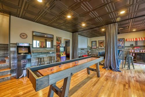 Pigeon Forge Ski Chalet | The Playful Bear