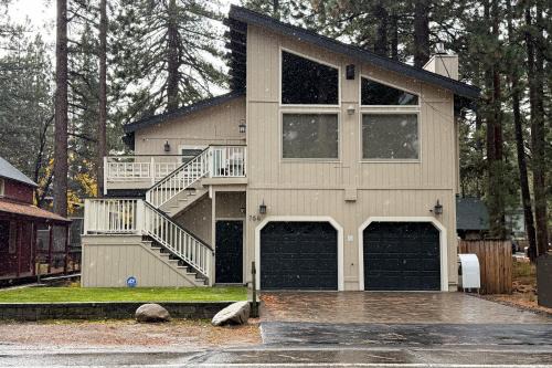 Al Tahoe House | The Regan Beach Vista