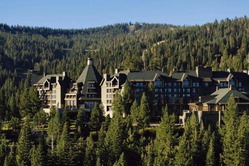 Truckee Hotel | The Ritz-Carlton, Lake Tahoe