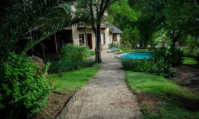 Greater Johannesburg Metropolitan Area Cabin | The Rivonia River Lodge