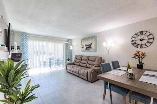 Punta Gorda Apartment | The Rookery A1