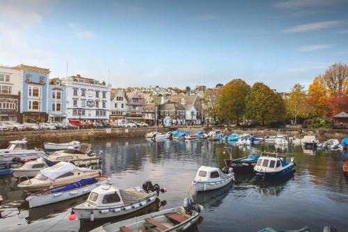 Dartmouth Hotel | The Royal Castle