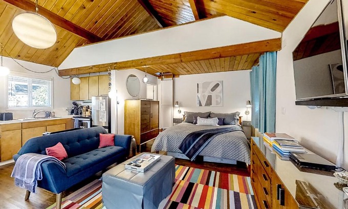 Seaside Hotel | The Sea Lion
