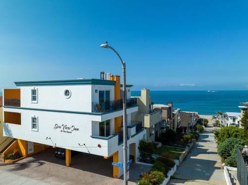 Sand Section Hotel | The Sea View Inn At The Beach
