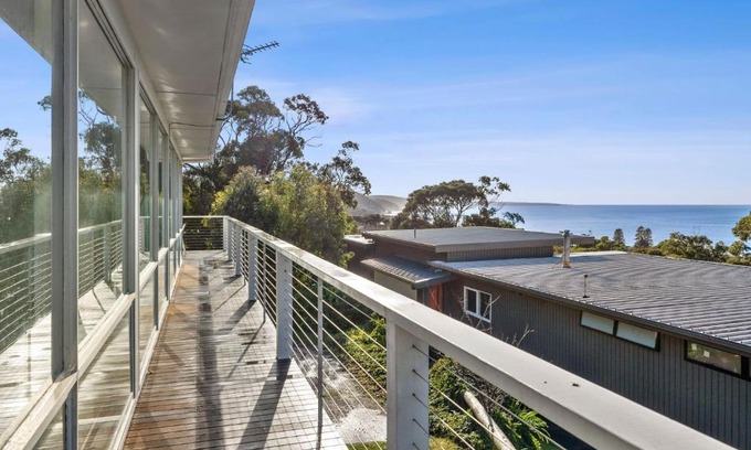 Lorne House | The Shack