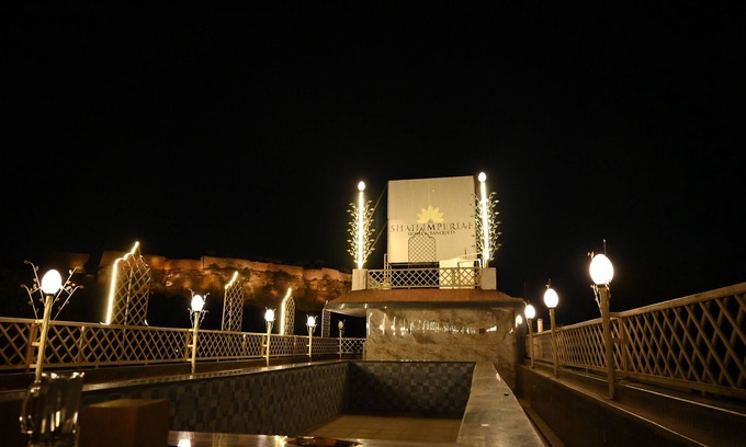 Gwalior Hotel | The Shah Imperial