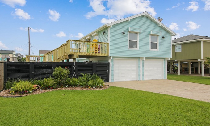 Jamaica Beach House | The Snarky Shark