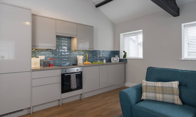 Ambleside Apartment | The Sorting Office - Spacious Modern Home With Parking in Central Ambleside