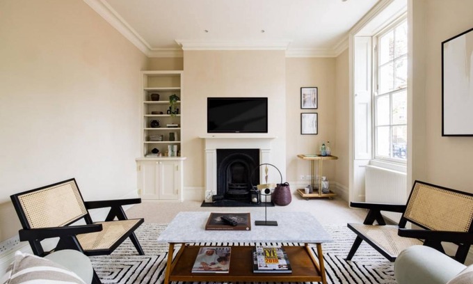 Elephant and Castle House | The Southwark Classic - Stylish 4BDR House With Patio