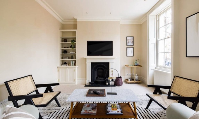 Elephant and Castle House | The Southwark Classic - Stylish 4BDR House With Patio