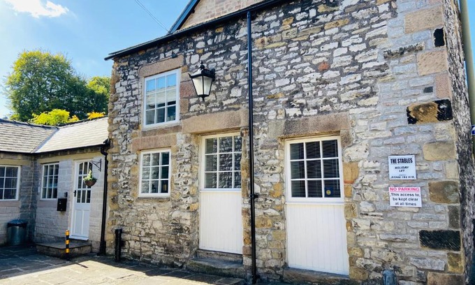 Bakewell House | The Stables