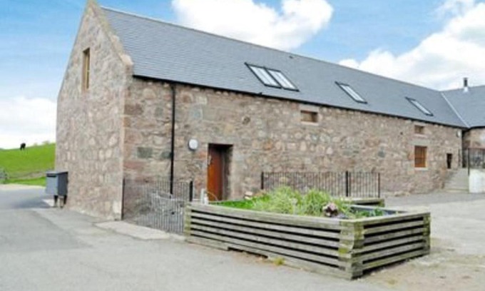 Logie Coldstone House | The Stables