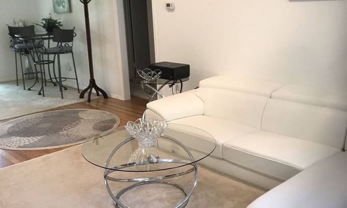 Charlottesville Condo | The Stone Abode-2Bdrm/1Ba quiet retreat. A perfect location-close to everything.