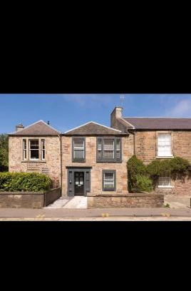 Tollcross House | The Suite No48