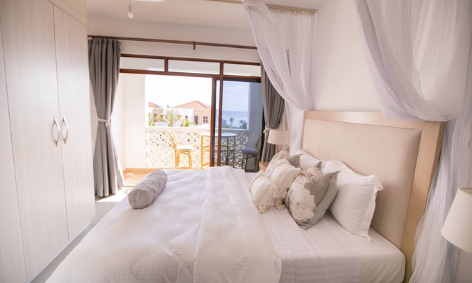 Mtwapa Apartment | The Sultan Palace Beach Retreat Apartment with Garden View