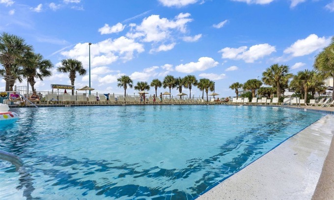 Panama City Beach Condo | The Summit 1128