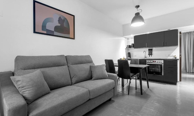 Downtown Apartment | The Sunny Reykjavik House