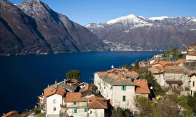 Nesso Apartment | The Turr de Mezz Nesso-apartment With Lake View Room - Relaxing and Tranquil