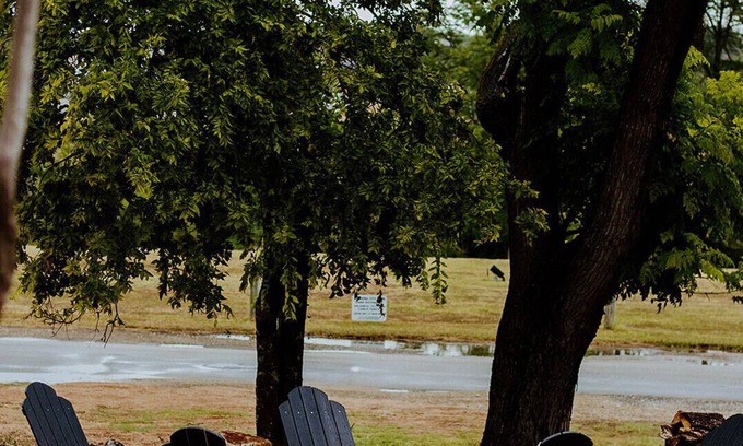Bandera Other | The Vaquero Motel Farmhouse Suite with the best location in town
