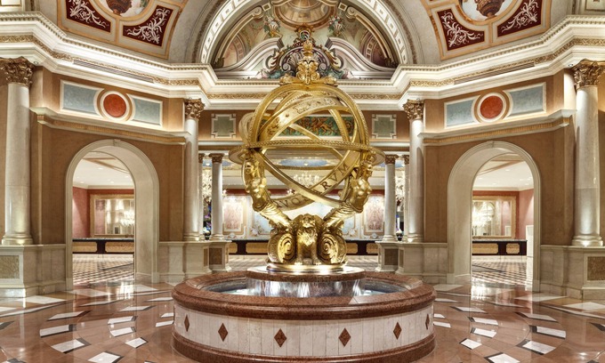 Las Vegas Strip Hotel | The Venetian Prestige Club Lounge