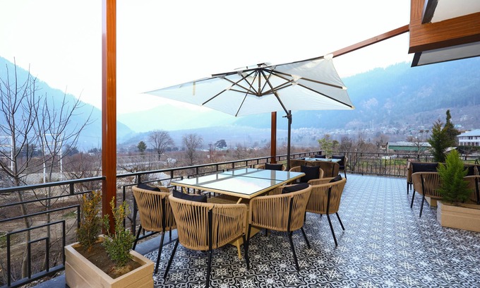 Manali Hotel | The Voyage by Kaizen, Manali